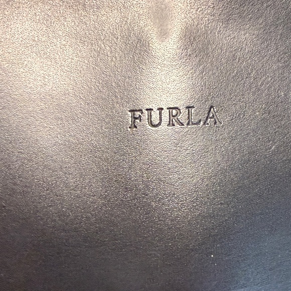 Furla  Classic Black Leather Shoulder Bag Tote Vintage - Picture 2 of 7